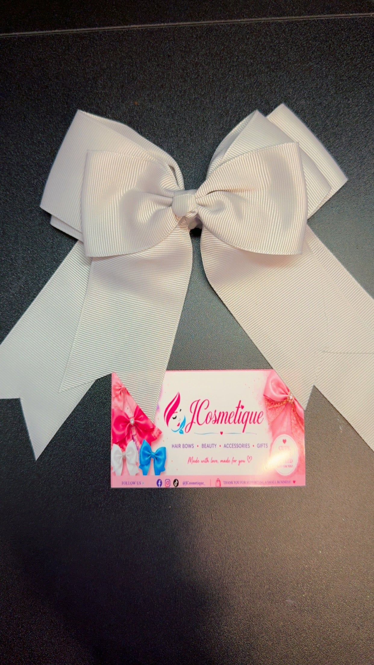 Plain Bows