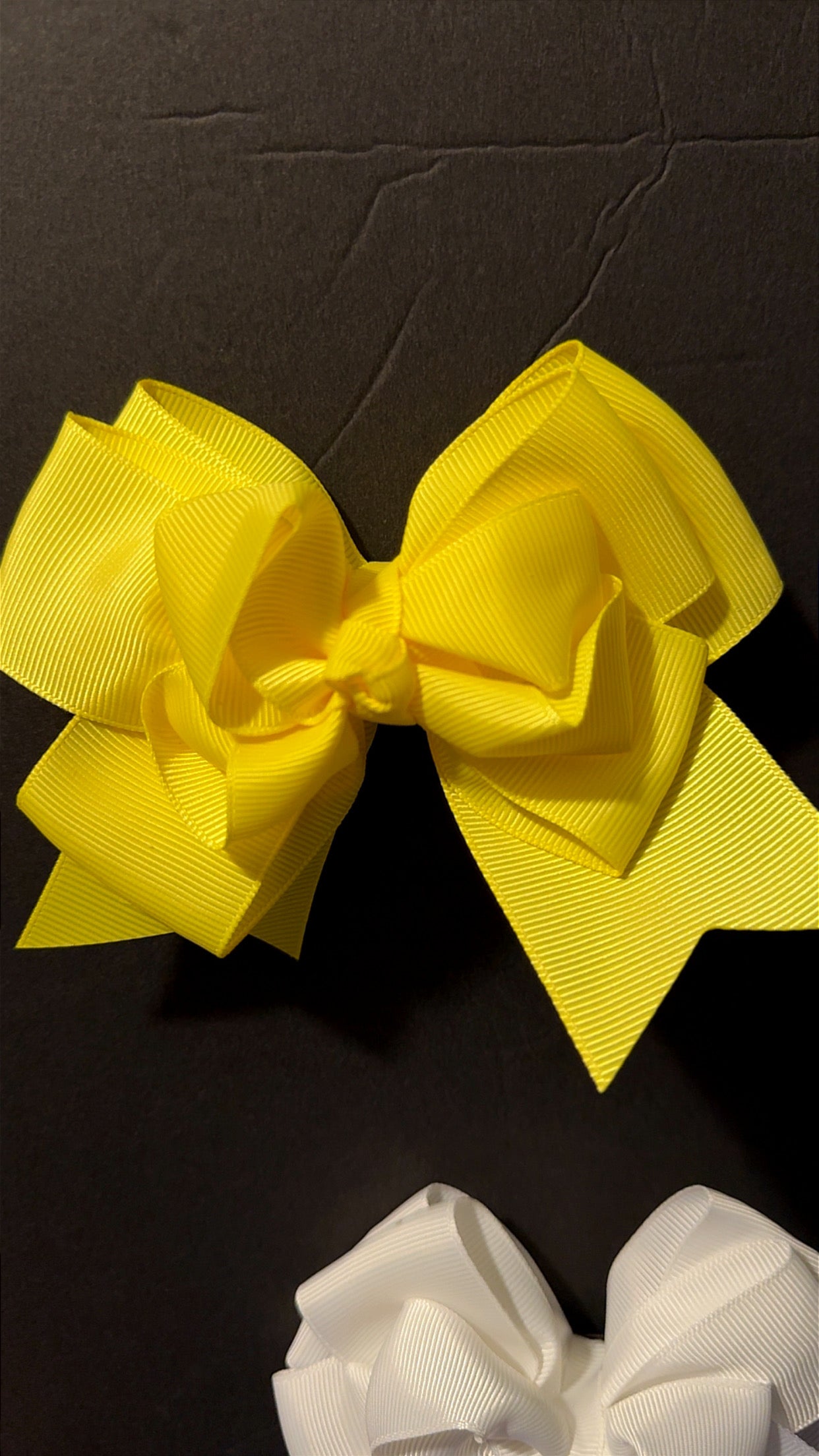 Small Piggytail Bows/ Lacitos pequeños para colitas