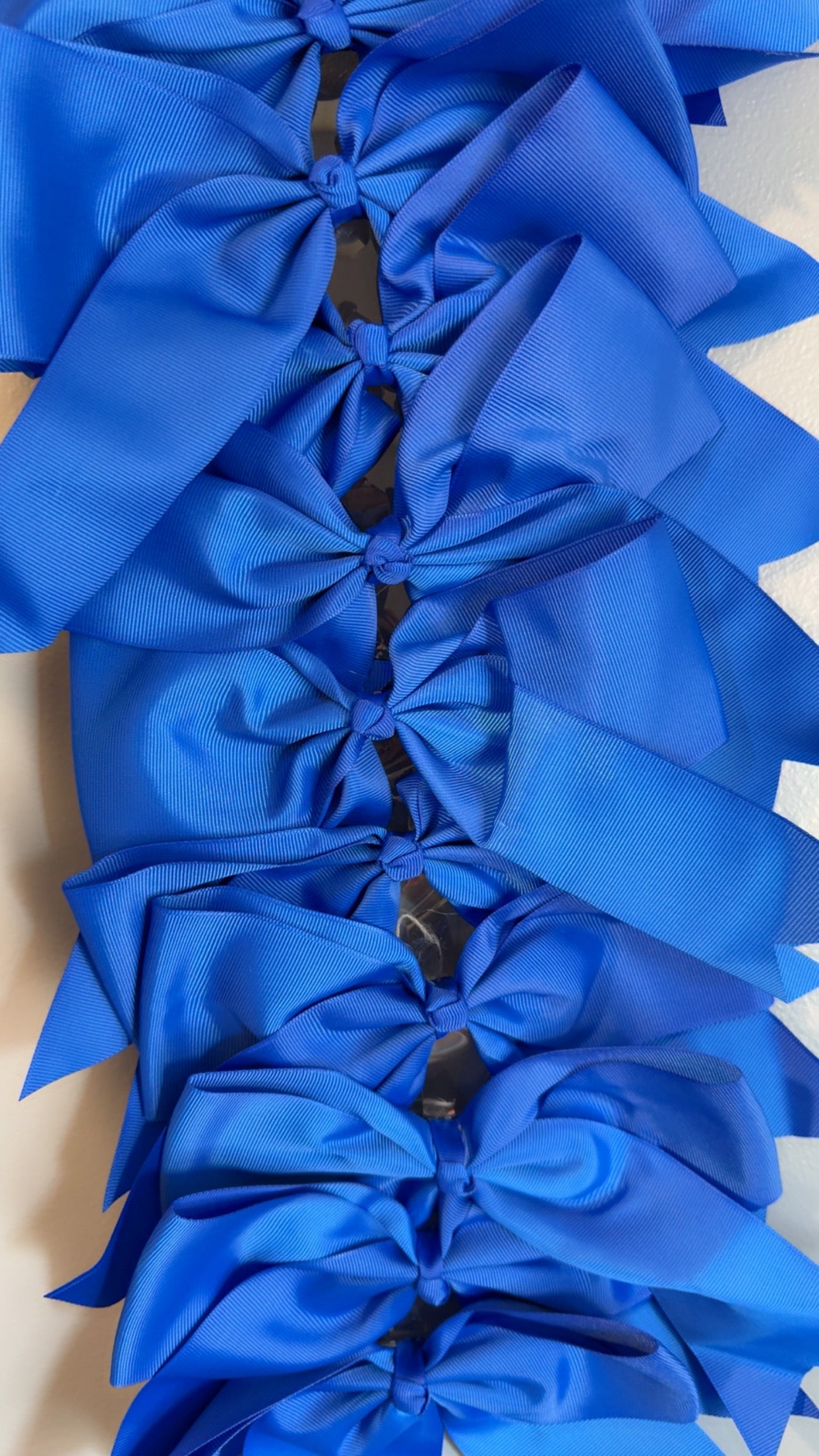 Plain Bows