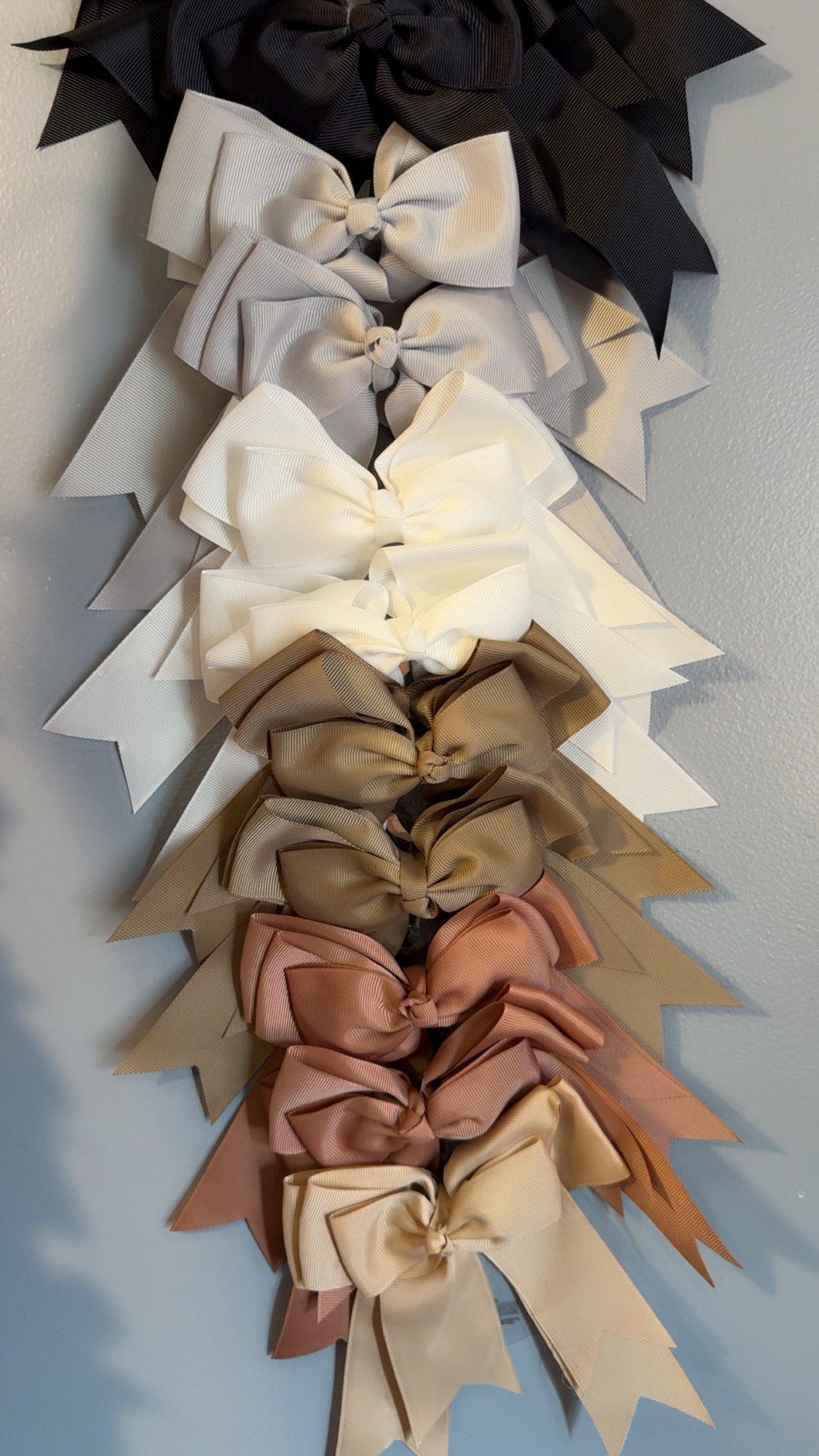 Plain Bows