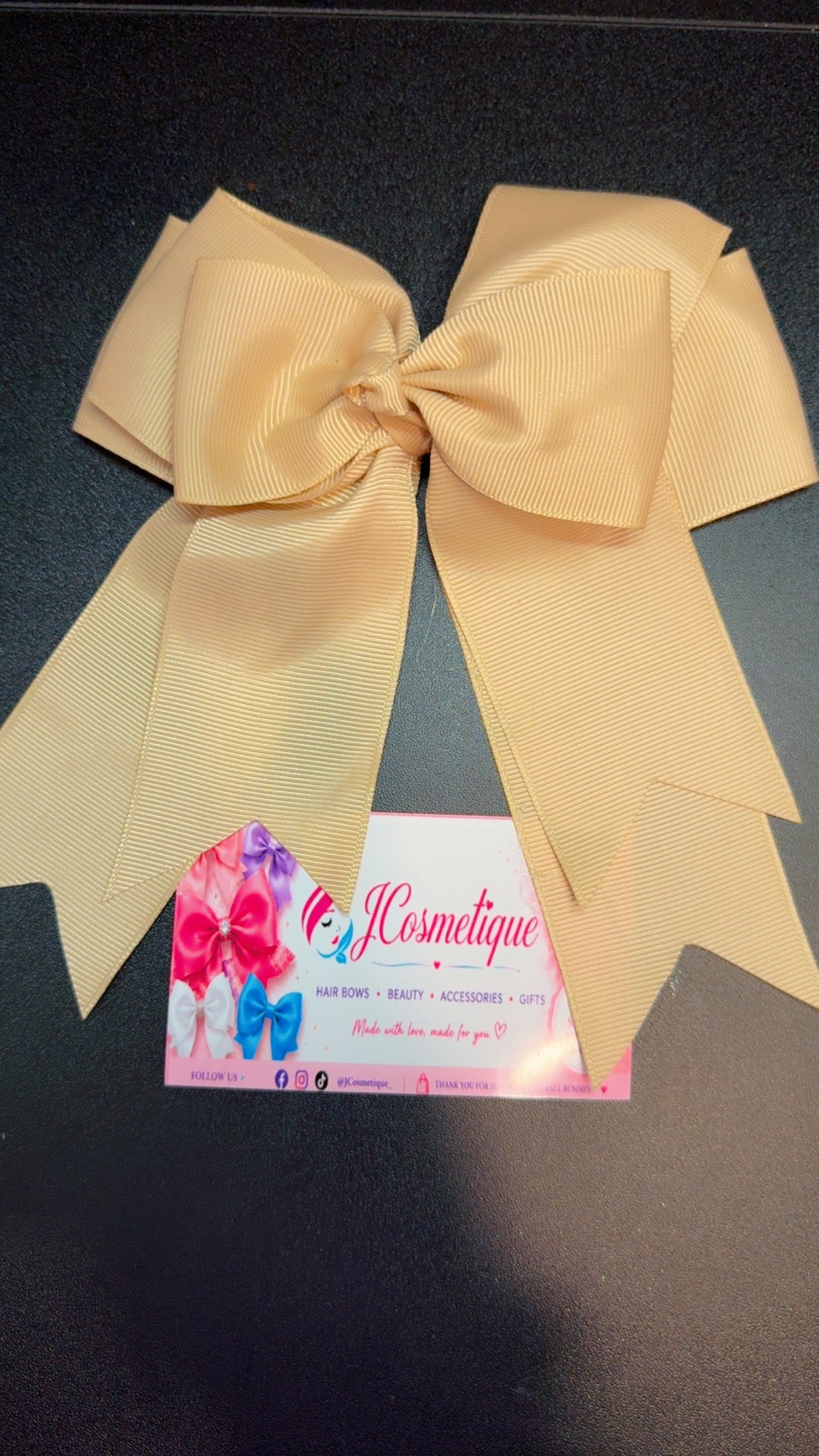 Plain Bows