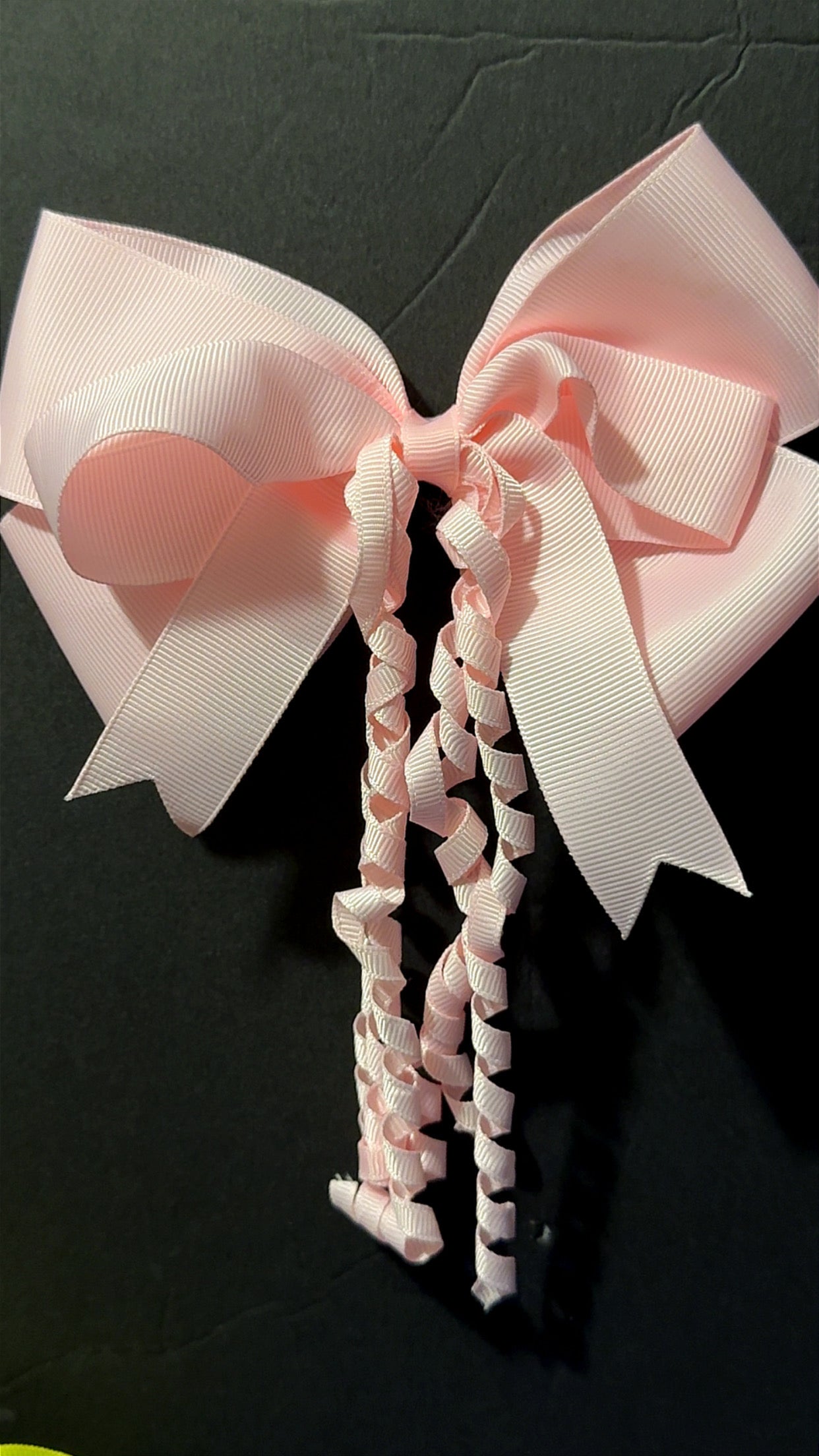 Curly Bows/ Lazos de rizos
